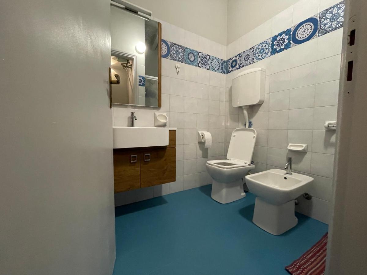 Mansardine Metropolitane Apartment Brescia Bagian luar foto