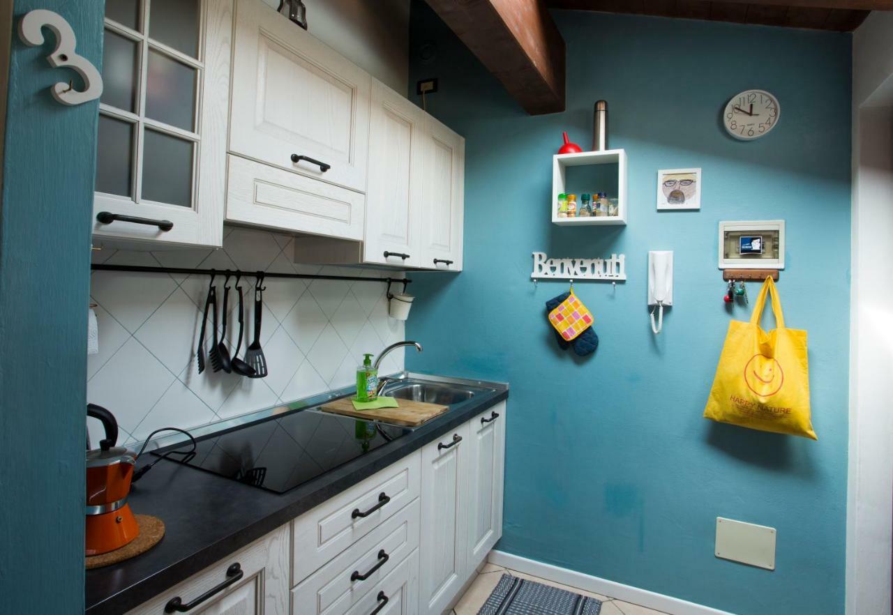 Mansardine Metropolitane Apartment Brescia Bagian luar foto