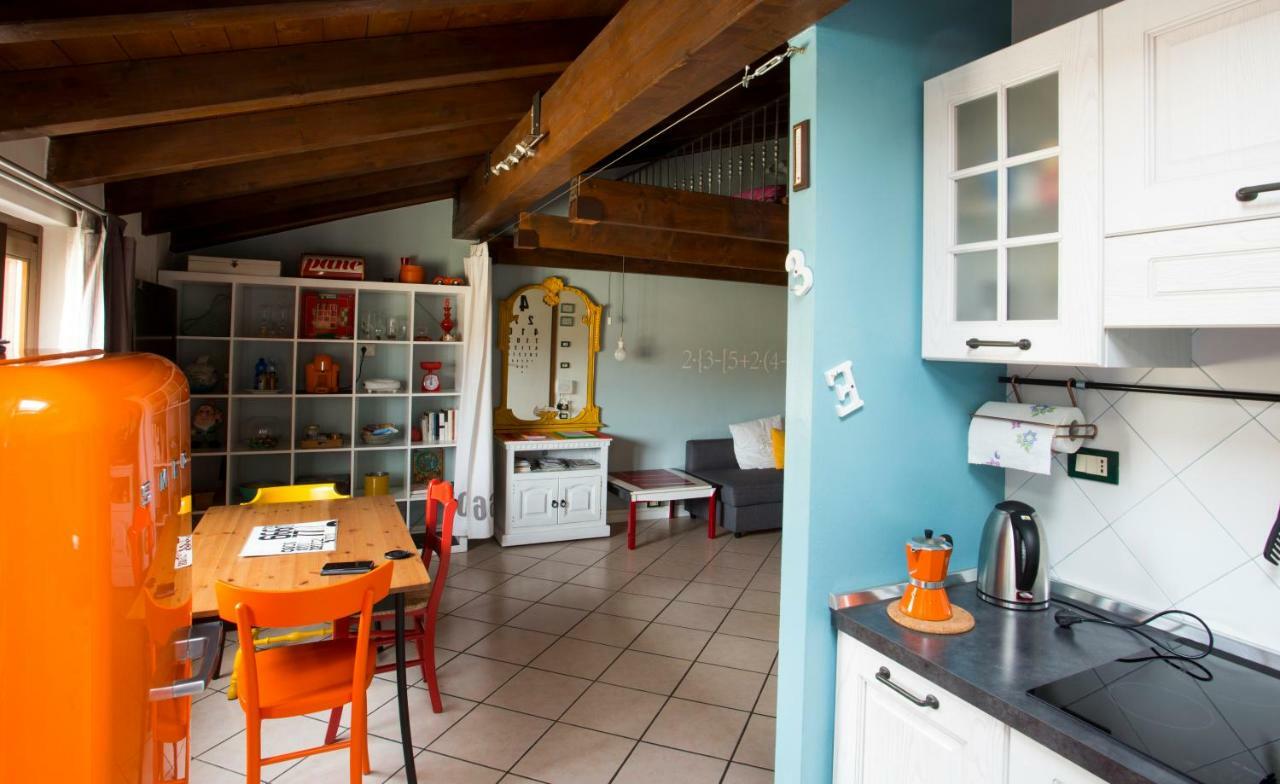Mansardine Metropolitane Apartment Brescia Bagian luar foto