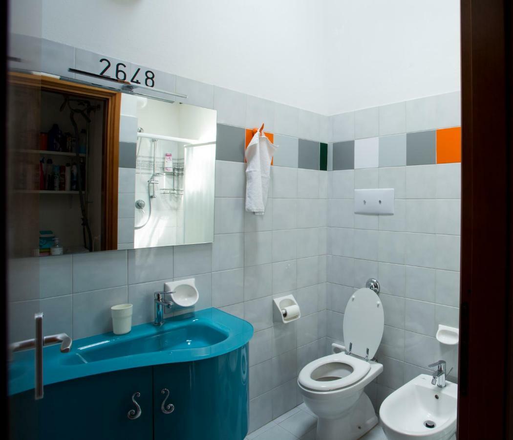 Mansardine Metropolitane Apartment Brescia Bagian luar foto