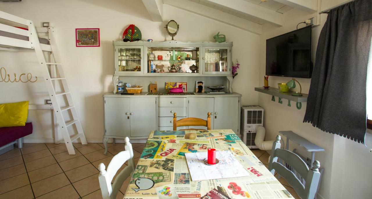 Mansardine Metropolitane Apartment Brescia Bagian luar foto